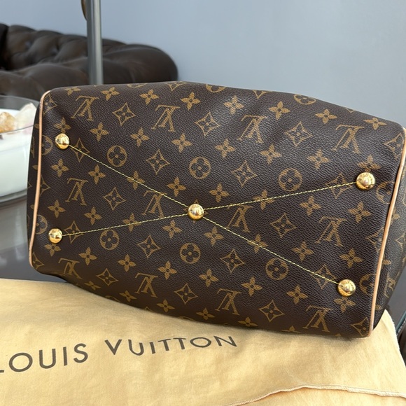 Louis Vuitton Tivoli GM bag - Picture 7 of 16